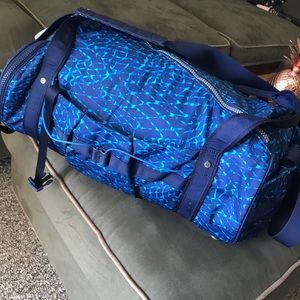 NWOT Lululemon Gym bag. Used maybe 2x